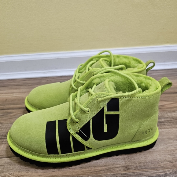 UGG Neumel Suede Chopd Chukka Boots  Key Lime & Black, US 10 - Picture 3 of 12